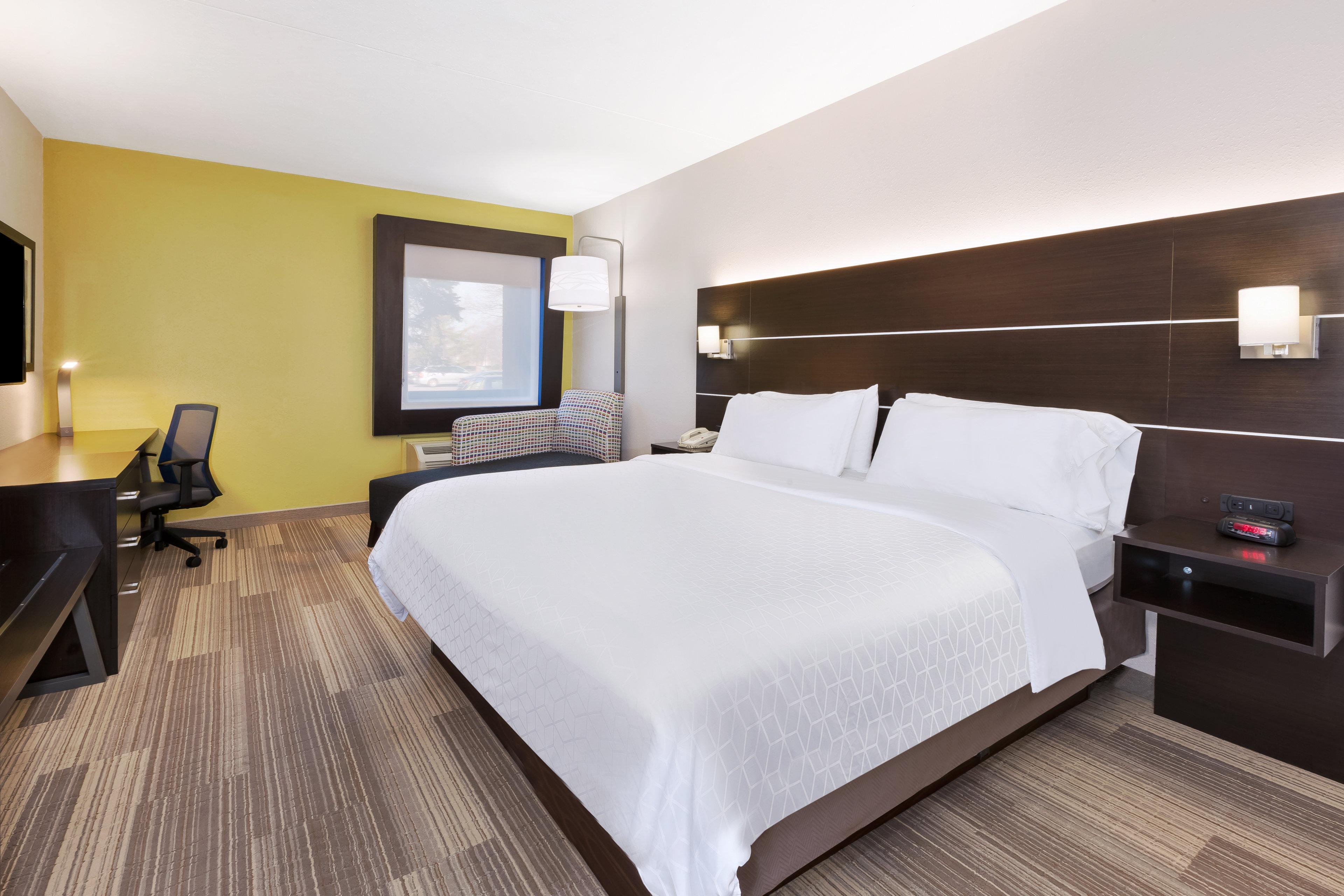 Holiday Inn Express Detroit-Warren/General Motors Technology Center By Ihg Buitenkant foto