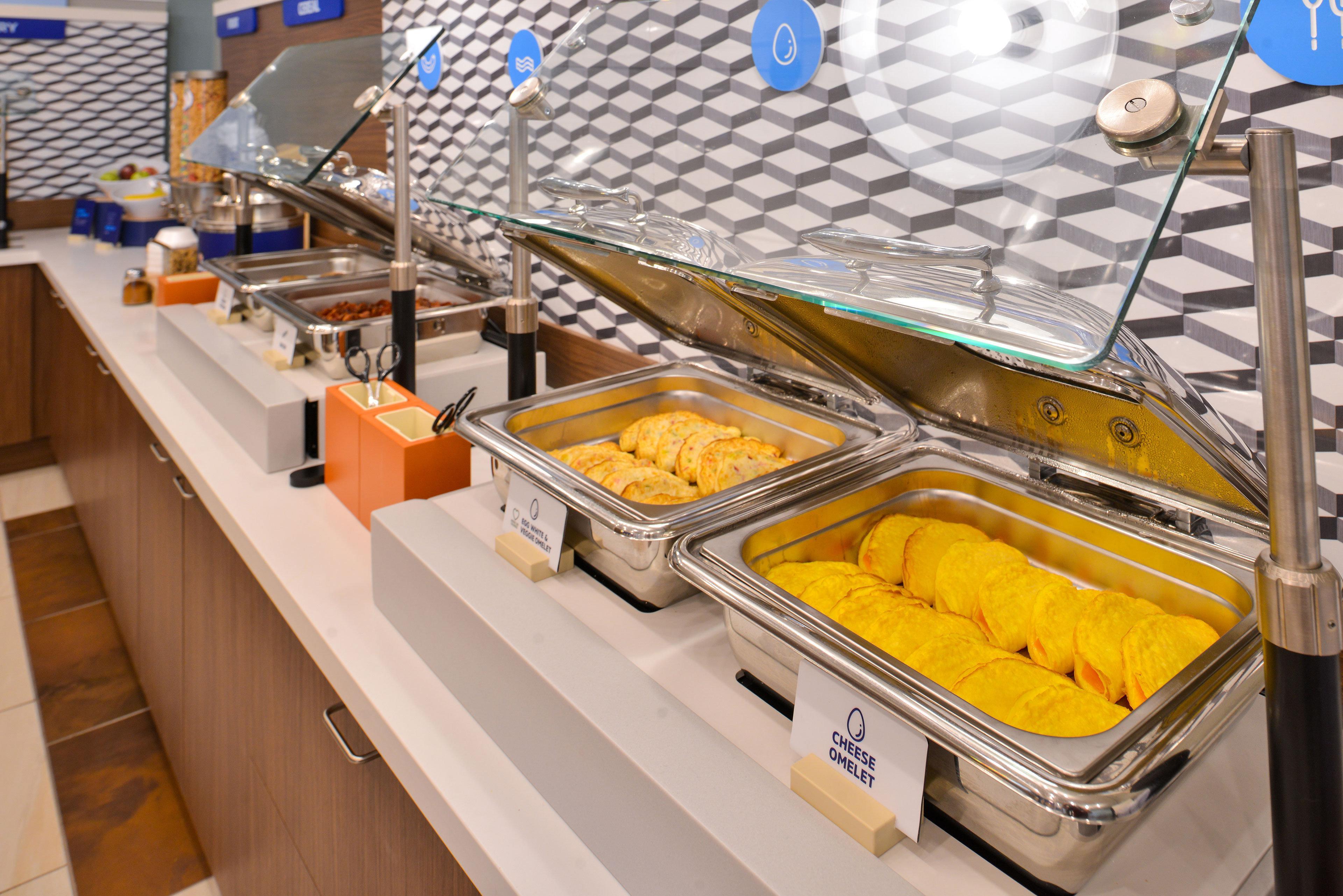 Holiday Inn Express Detroit-Warren/General Motors Technology Center By Ihg Buitenkant foto